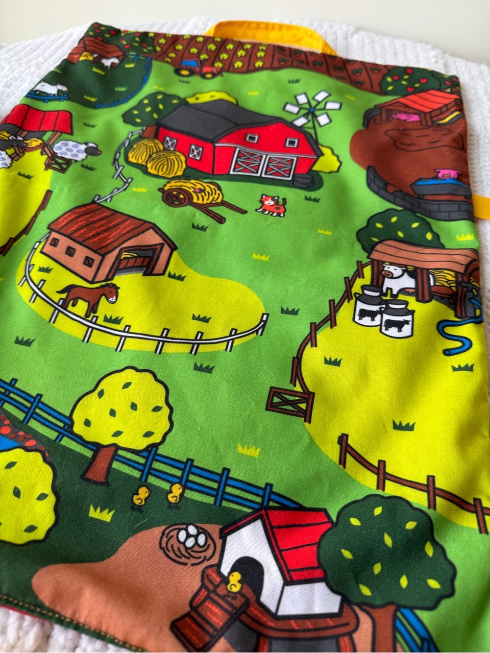 Melissa & Doug K’s Kids Take Along Farm Play Mat - Picture 7 of 12